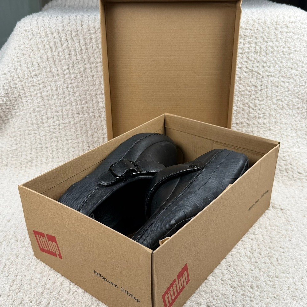 FitFlop Gogh Pro Superlight Black Leather Mule Clog Womens 9 NIB Comfort
